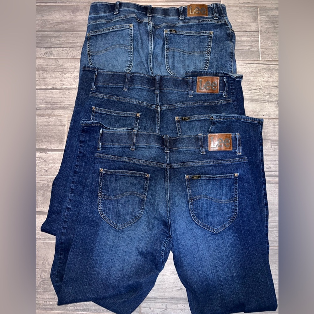 Lee Blue Relaxed Fit Jeans with Classic Styling Bundle